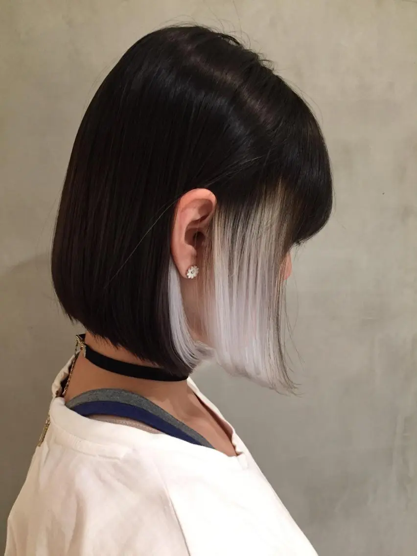 ショート カラー アッシュ ブリーチ ハイトーンカラー 大西 直人のヘアスタイル