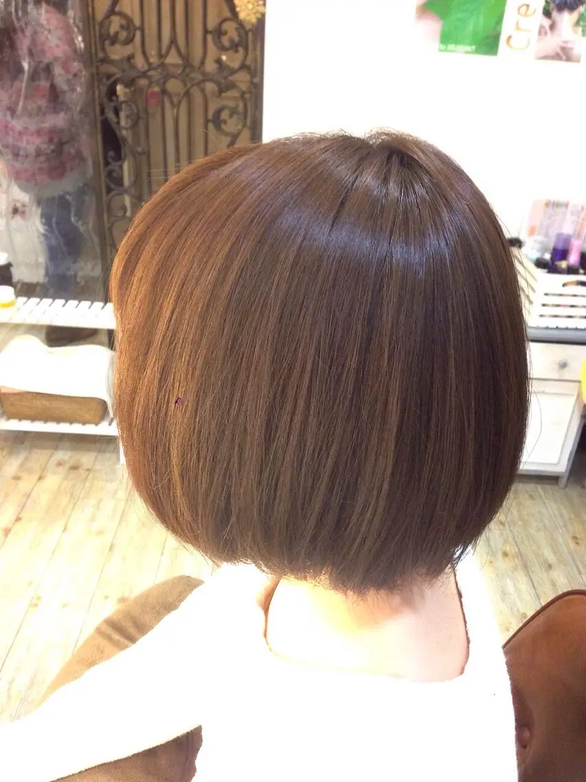 ショート カラー アッシュ ボブ 小倉 聖也のヘアスタイル