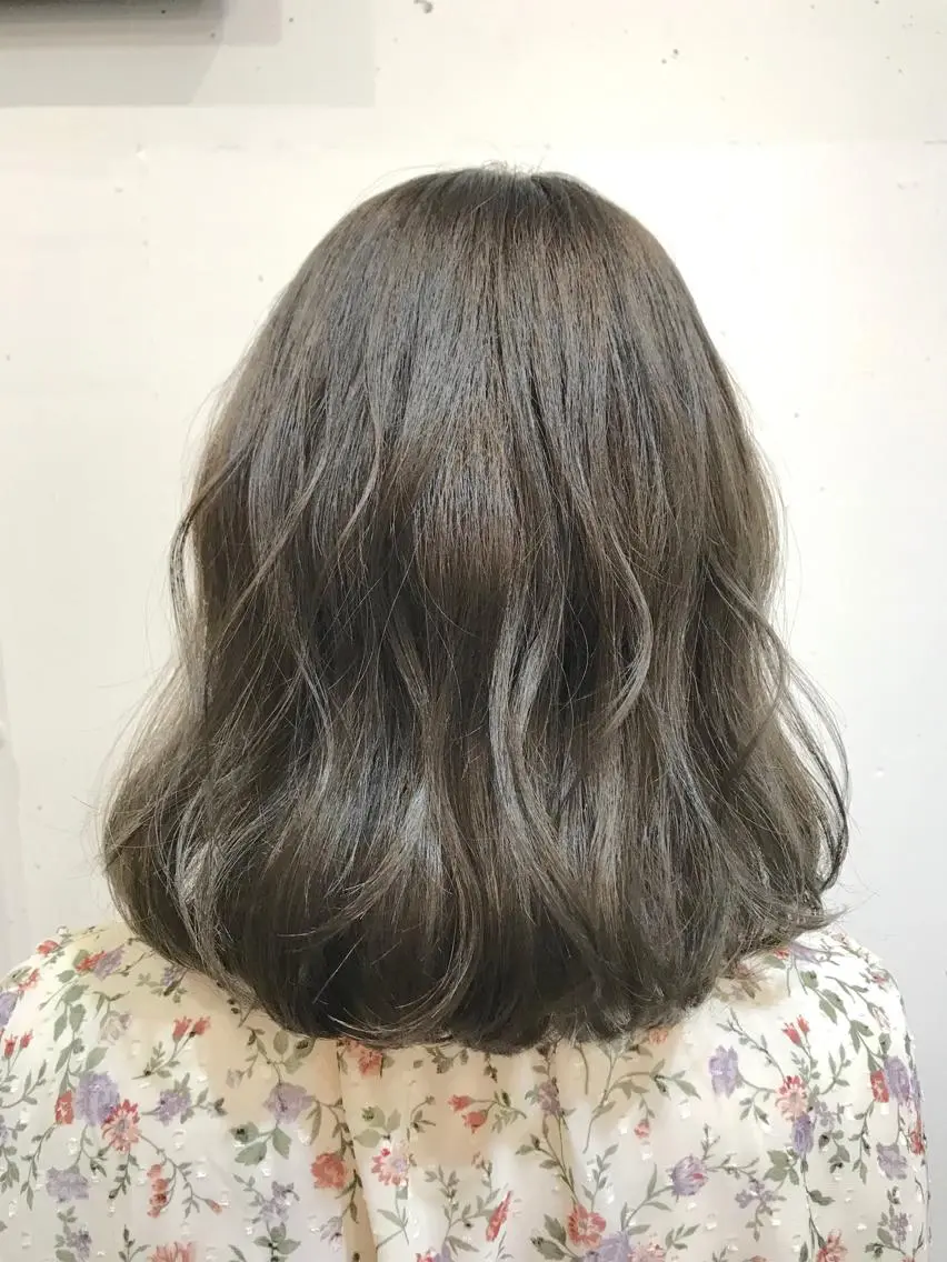 ミディアム カラー ブルーカラー ブルージュ ヘアカラー トリートメント ヘアセット yoshi ☆のヘアスタイル