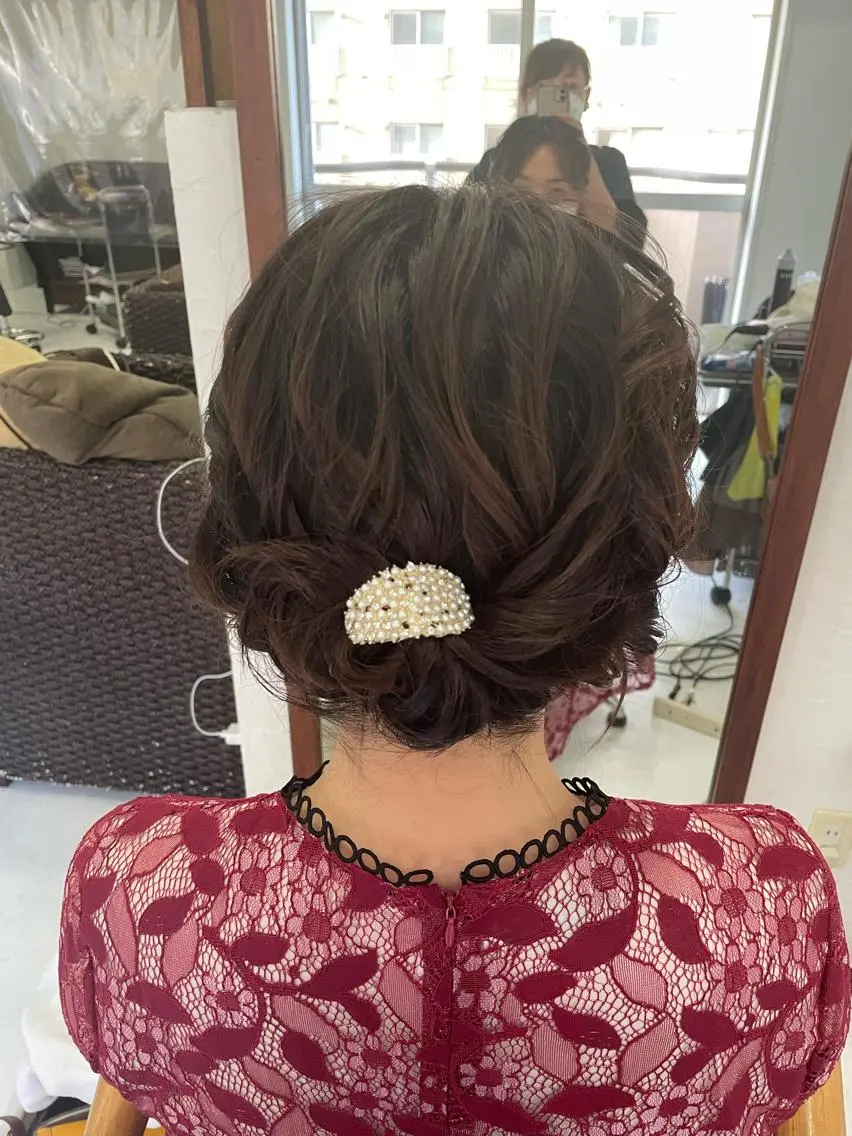 ミディアム ヘアアレンジ 髪飾り HempBeauty 浅野アサミのヘアスタイル
