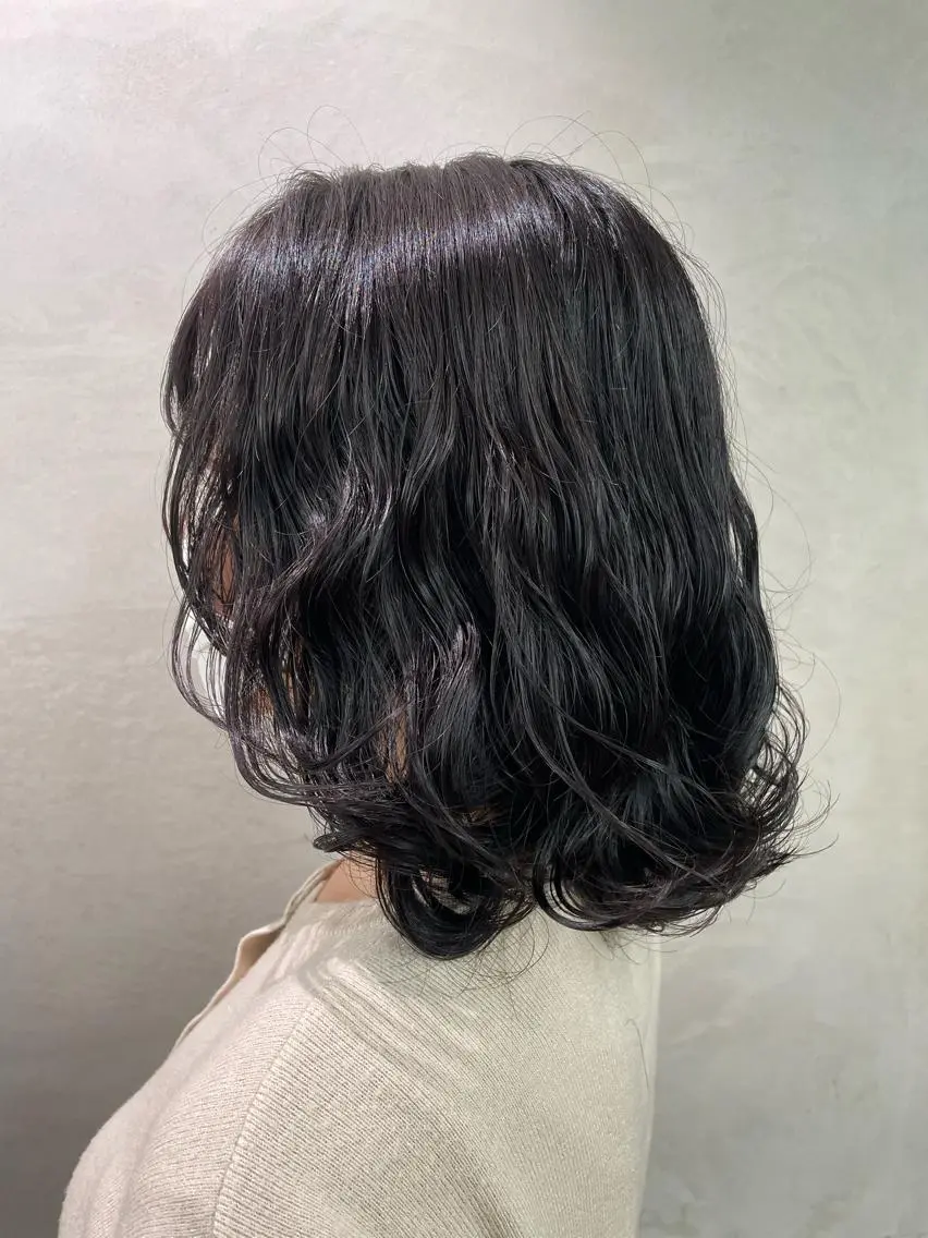 ミディアム パーマ ミディアムパーマ ハイトーン 🌷ハルミ🌷のヘアスタイル