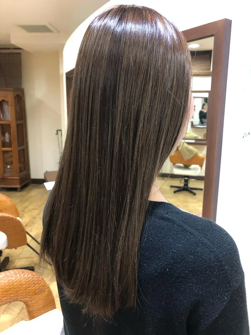 カラー 透明感カラー 松島 怜緒奈のヘアスタイル
