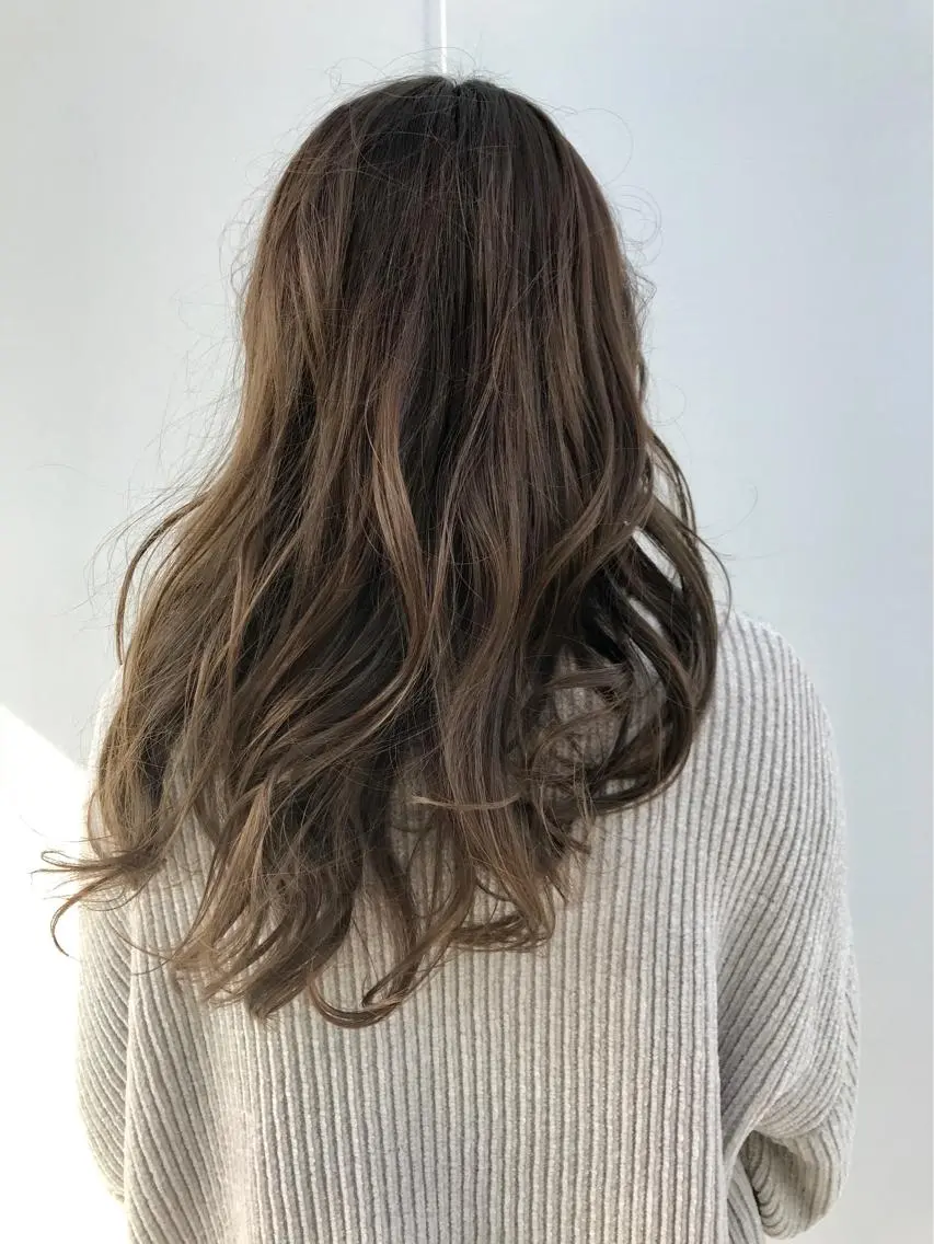 ロング カラー KOOKI スティードトーキョーのヘアスタイル