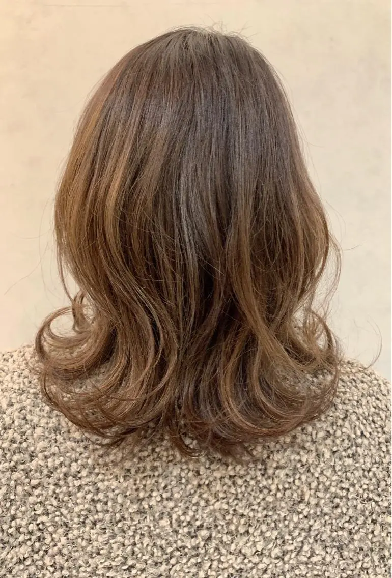 セミロング カット トリートメント ︎︎🧸 ユリ ︎︎🧸のヘアスタイル