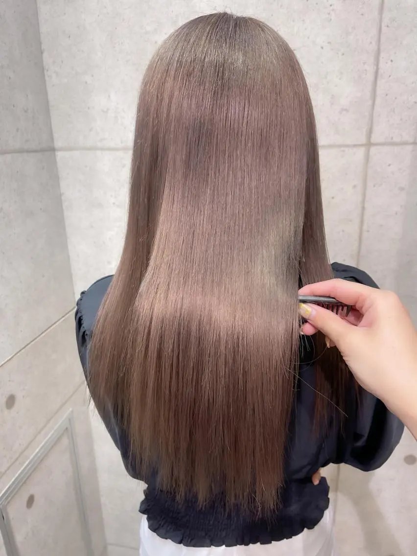 カラー 遠藤沙也加 /レイヤーカットのヘアスタイル