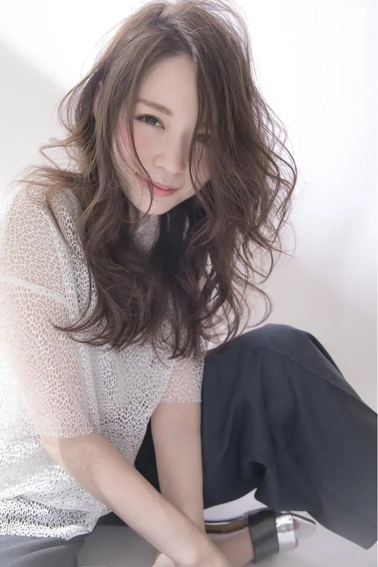 セミロング カラー カット ヘアカラー トリートメント Lucet byNYNYのヘアスタイル