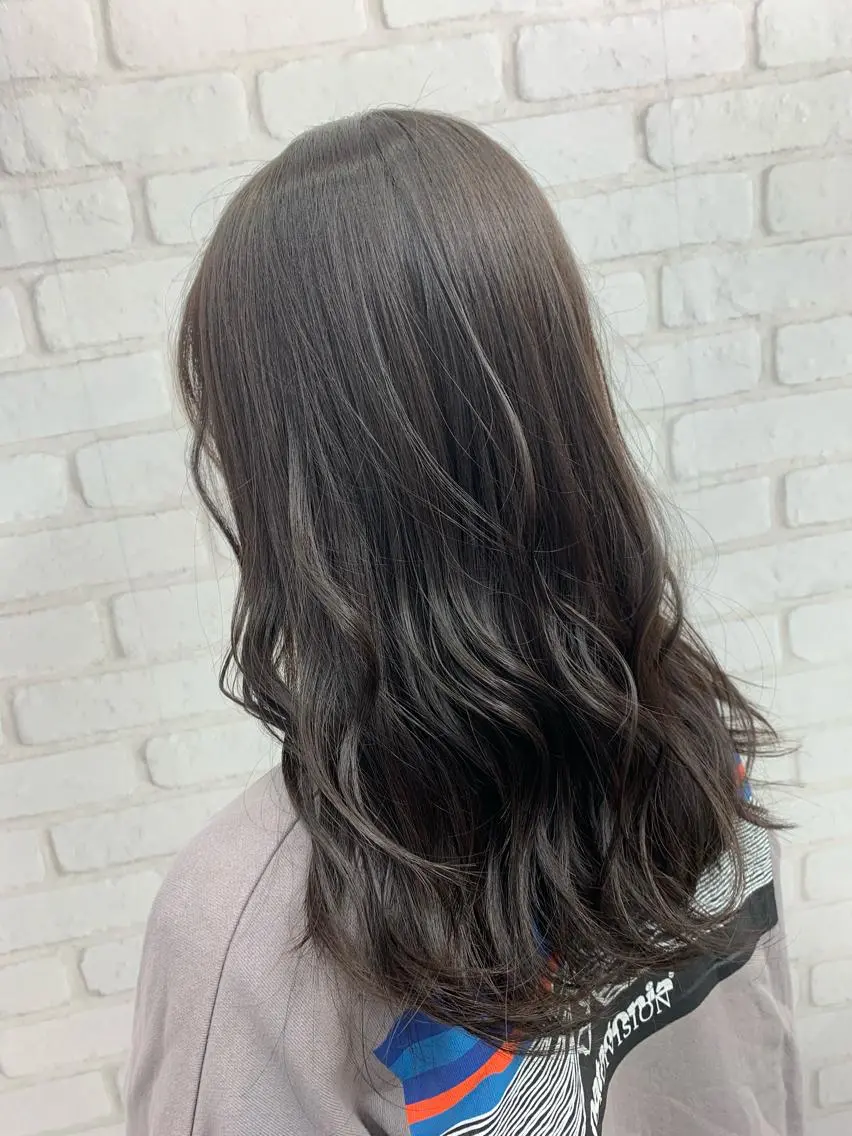 ロング カラー ヘアカラー ブリーチカラー🫧 森　凪沙のヘアスタイル