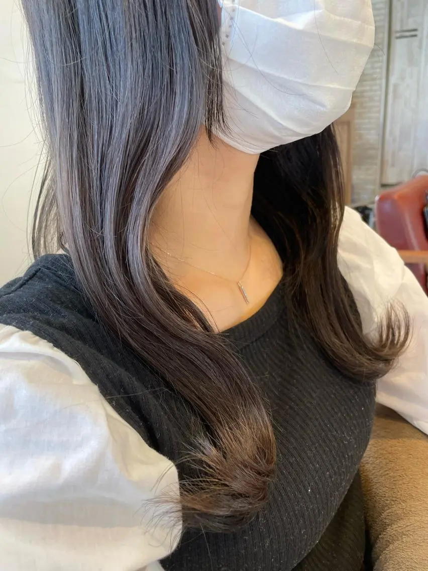 ロング カラー ブリーチ 透明感カラー ハイライトカラー ハイライト ✨横須賀髪質改善✨️ 加藤 百音のヘアスタイル