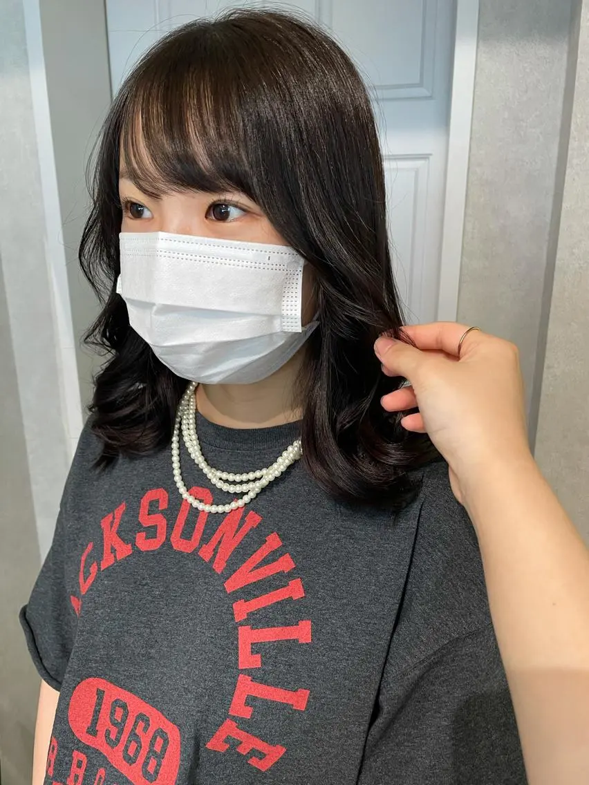 セミロング カラー 髪質改善 トリートメント ヘアカラー トリートメント ナチュラル透明感🌱 小山美樹子のヘアスタイル