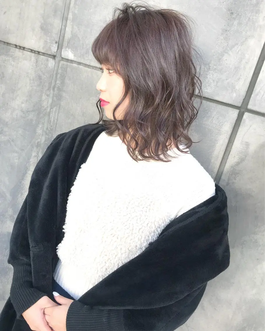 ミディアム カラー グレージュ ラベンダーカラー ラベンダーグレージュ ラベンダーグレー TOMOYA/ ショート、レイヤーのヘアスタイル