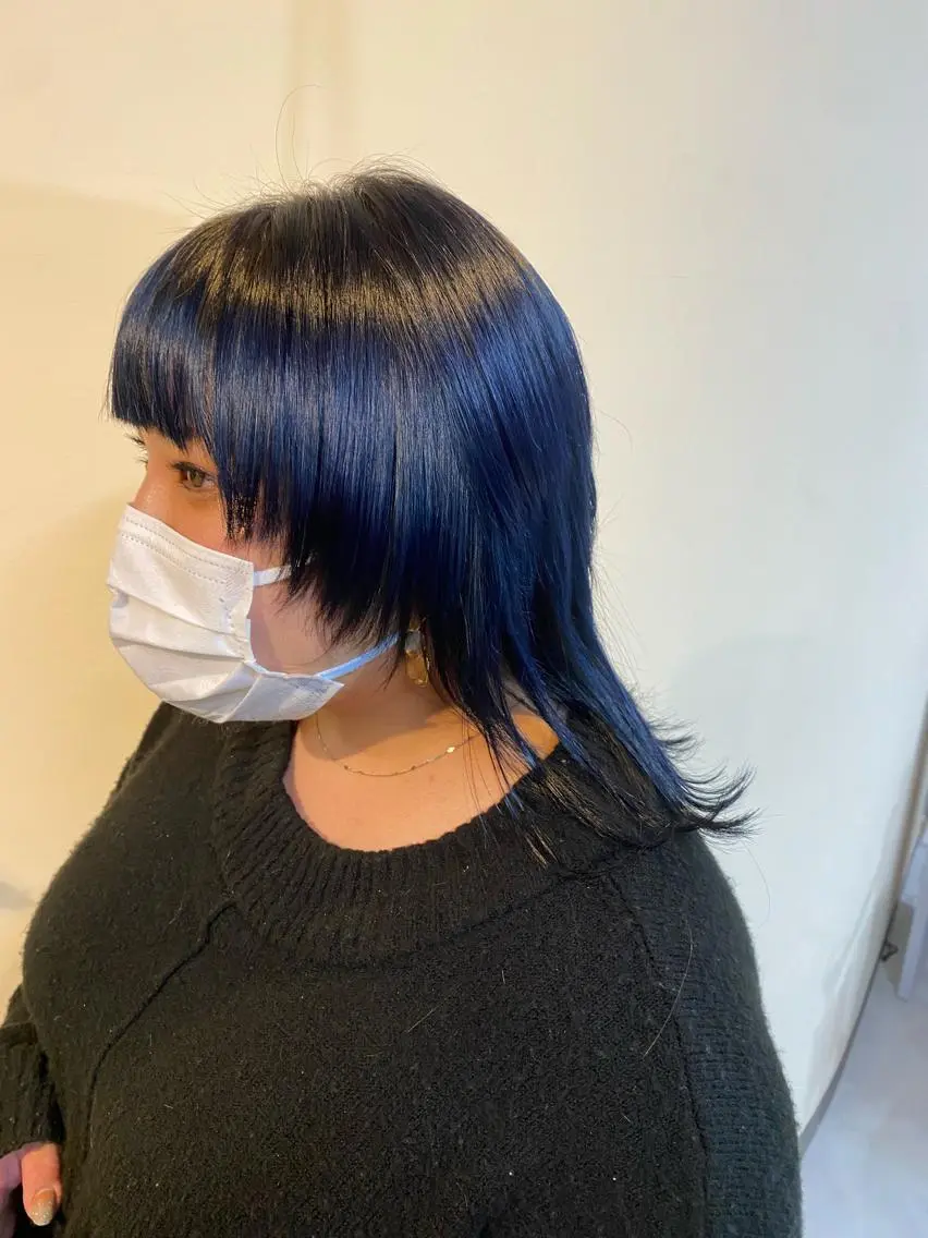 セミロング カラー 黒髪 ブルーカラー ブルーブラック ウルフカット 女性目線でつくる ボブ縮毛矯正のヘアスタイル