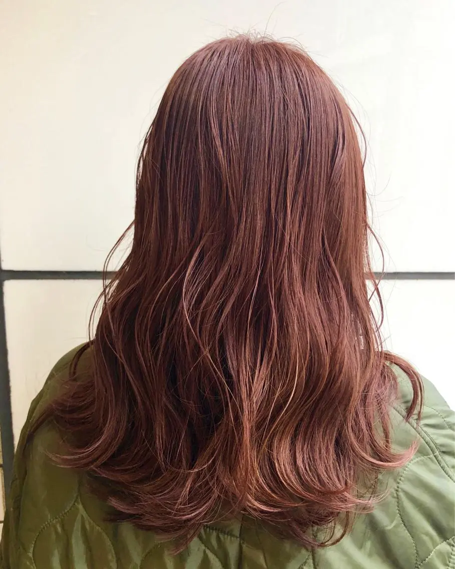 セミロング カラー ベージュカラー🧸 伊藤なつみのヘアスタイル