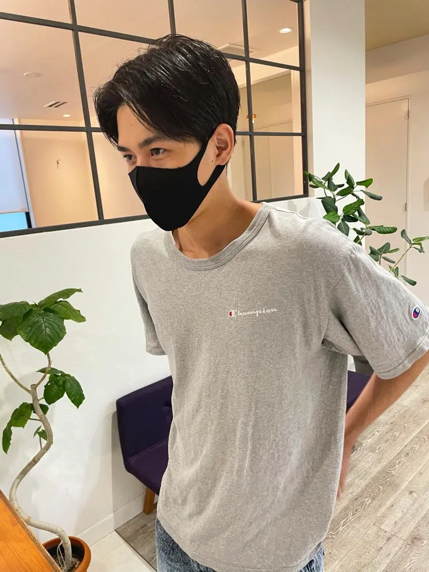 ショート メンズ センターパート 柳田 駿のヘアスタイル