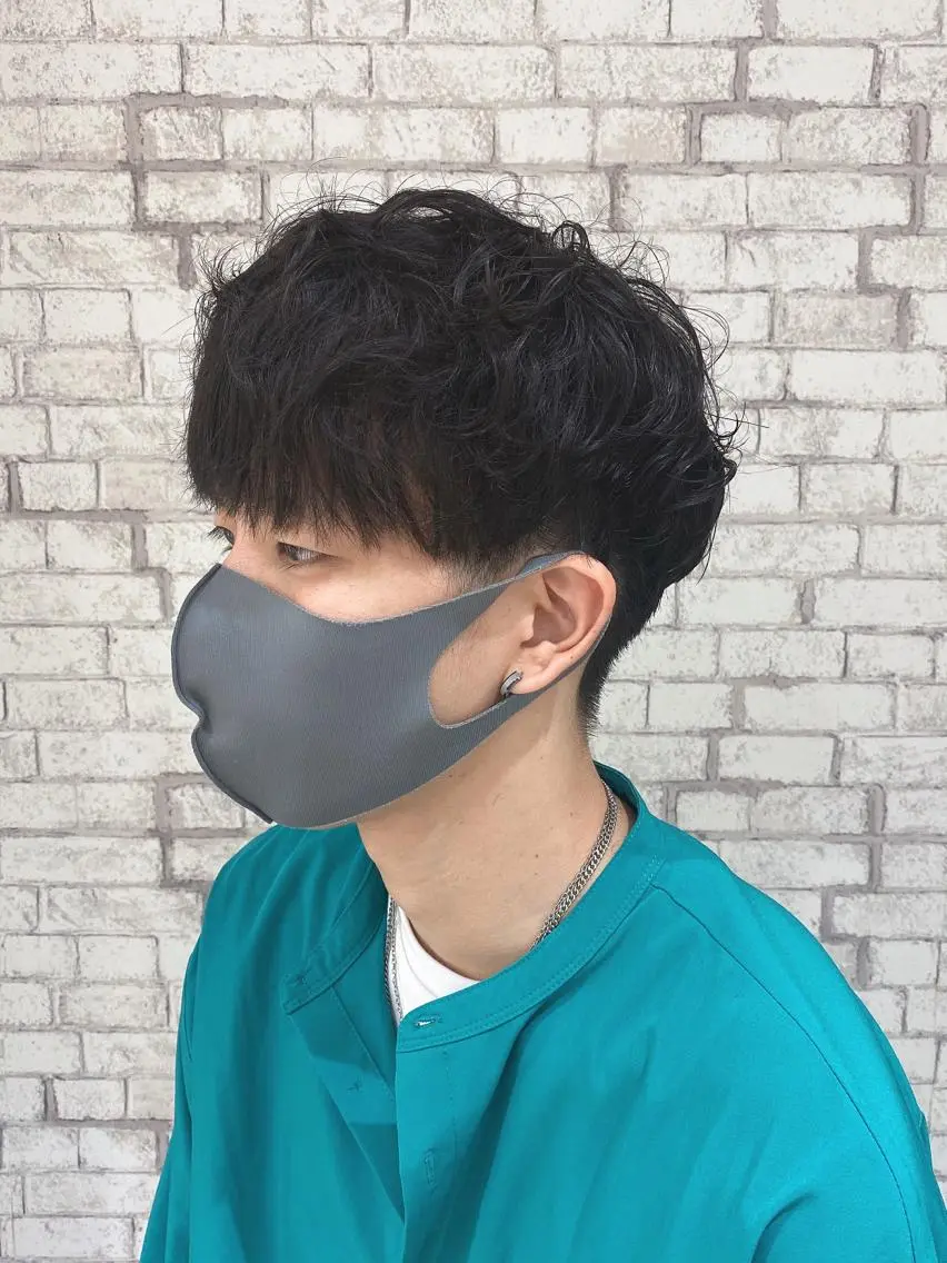 ショート パーマ ヘアアレンジ メンズ カット パーマ ブリーチなし艶カラー 東家のヘアスタイル