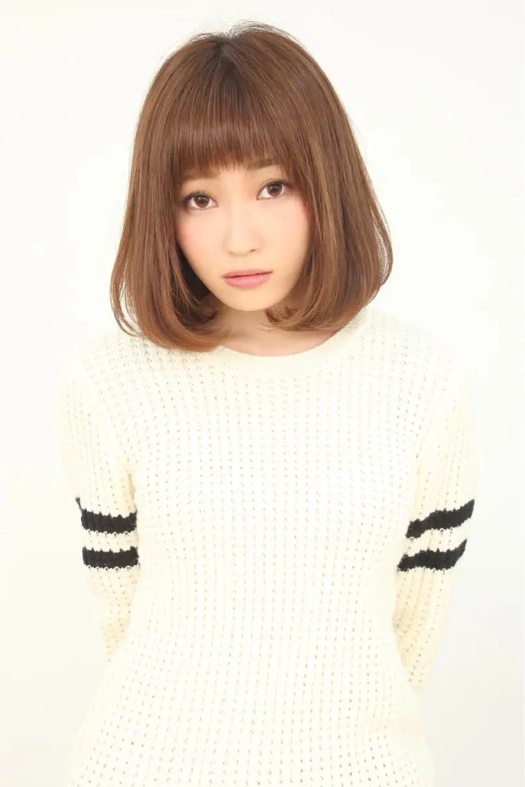 ミディアム カラー noa ノアのヘアスタイル