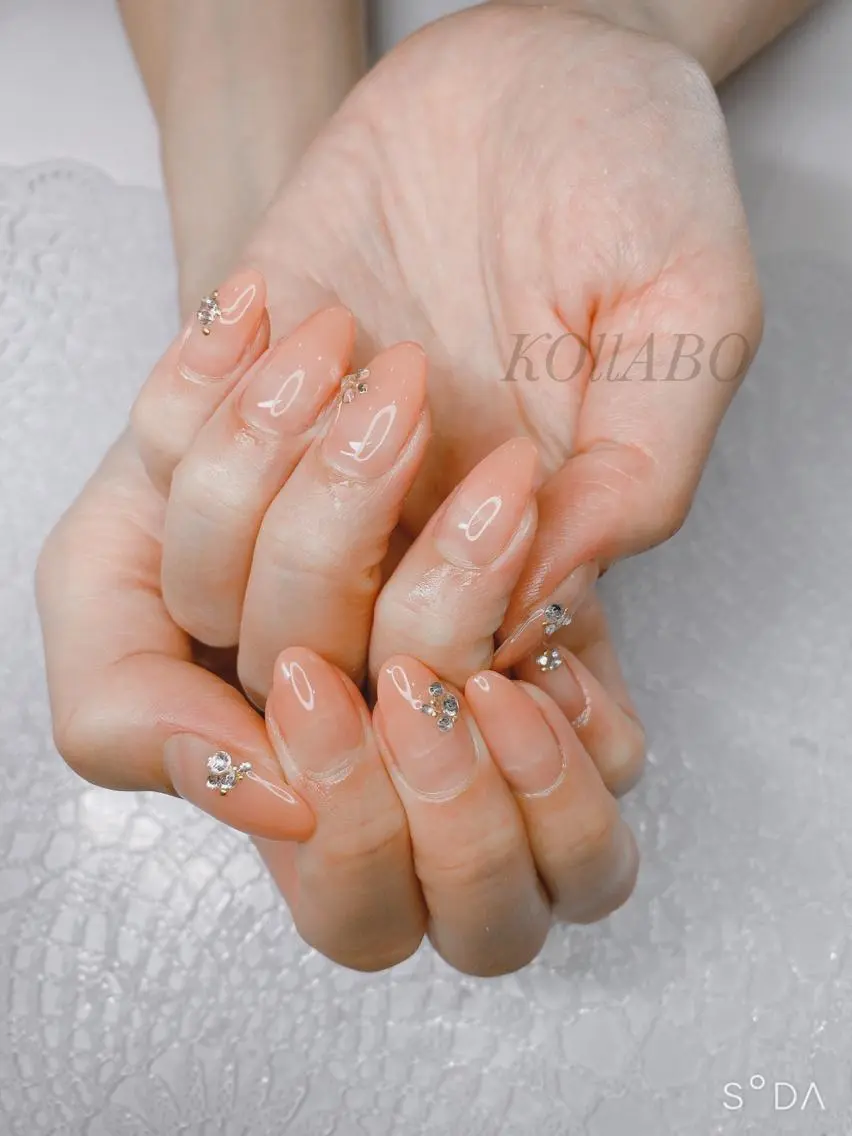 ネイル KOLLABO nailのネイルデザイン