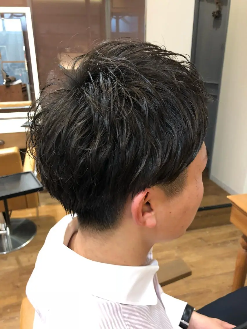 メンズ メンズパーマ ひろせ かなのヘアスタイル