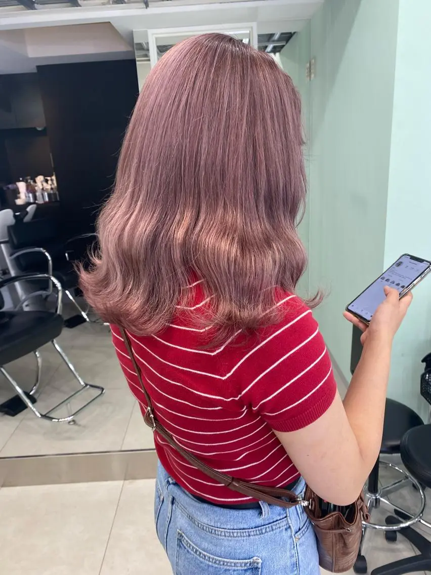 ロング カラー ヘアアレンジ ピンクカラー ヘッドスパ ヘアセット SHACHU ayamiのヘアスタイル