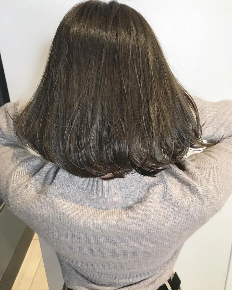 ミディアム カット講師 久保匠のヘアスタイル