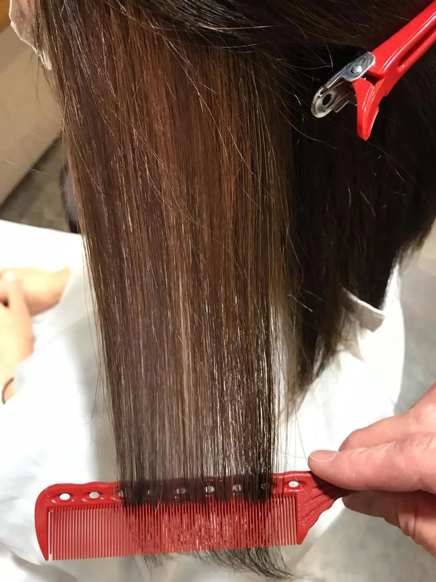 ミディアム カラー インナーカラー ピンクカラー パープルカラー LiBra Mikiのヘアスタイル