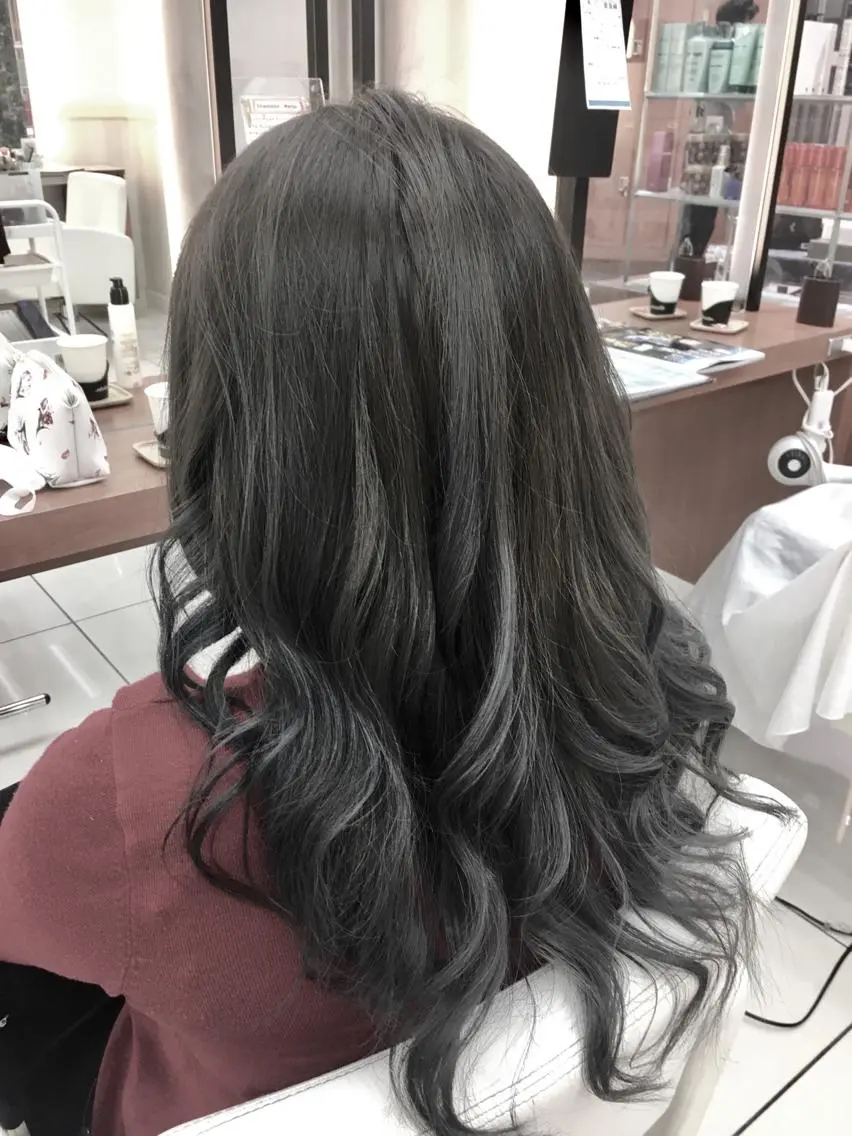 カラー バレイヤージュ グレージュ カット ヘアカラー ブリーチ/バレイヤ ージュ川端裕司のヘアスタイル