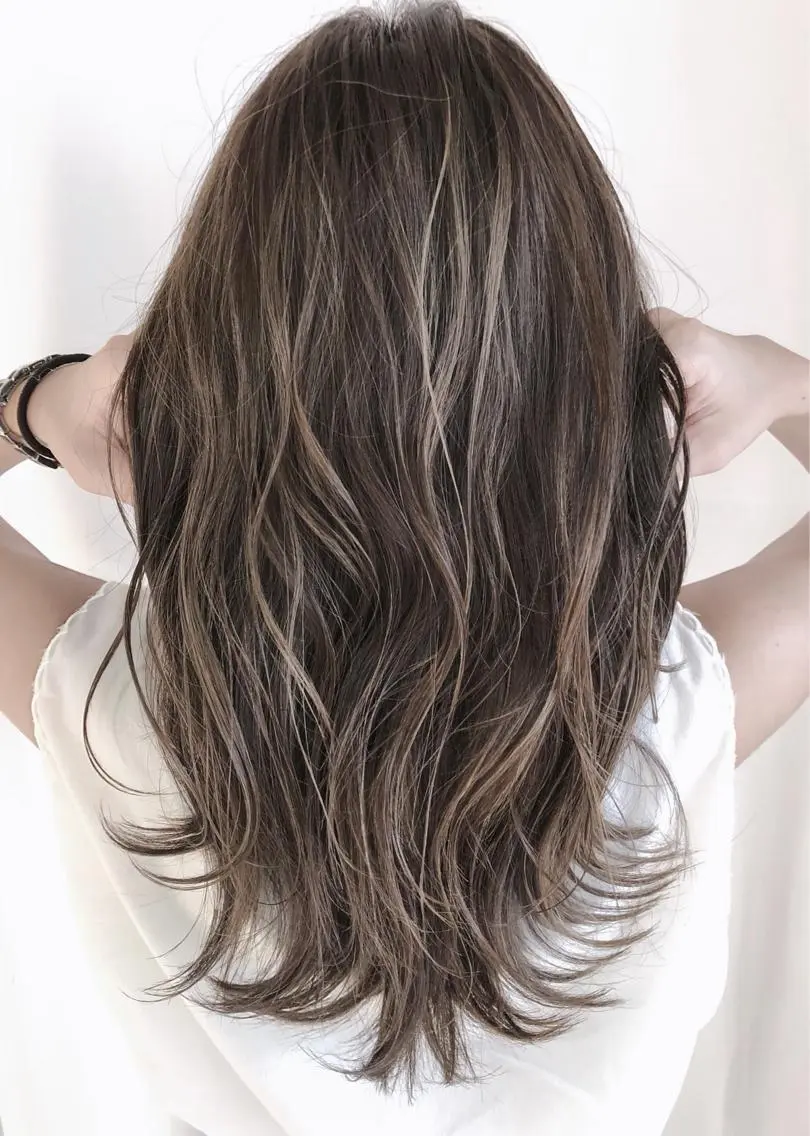 セミロング カラー パーマ ヘアアレンジ ネイル マツエク・マツパ アッシュ バレイヤージュ ブリーチ ケアブリーチ 透明感カラー ヘアカラー トリートメント バレイヤージュ 藤沢 髪質改善 竹内ケンゴのヘアスタイル
