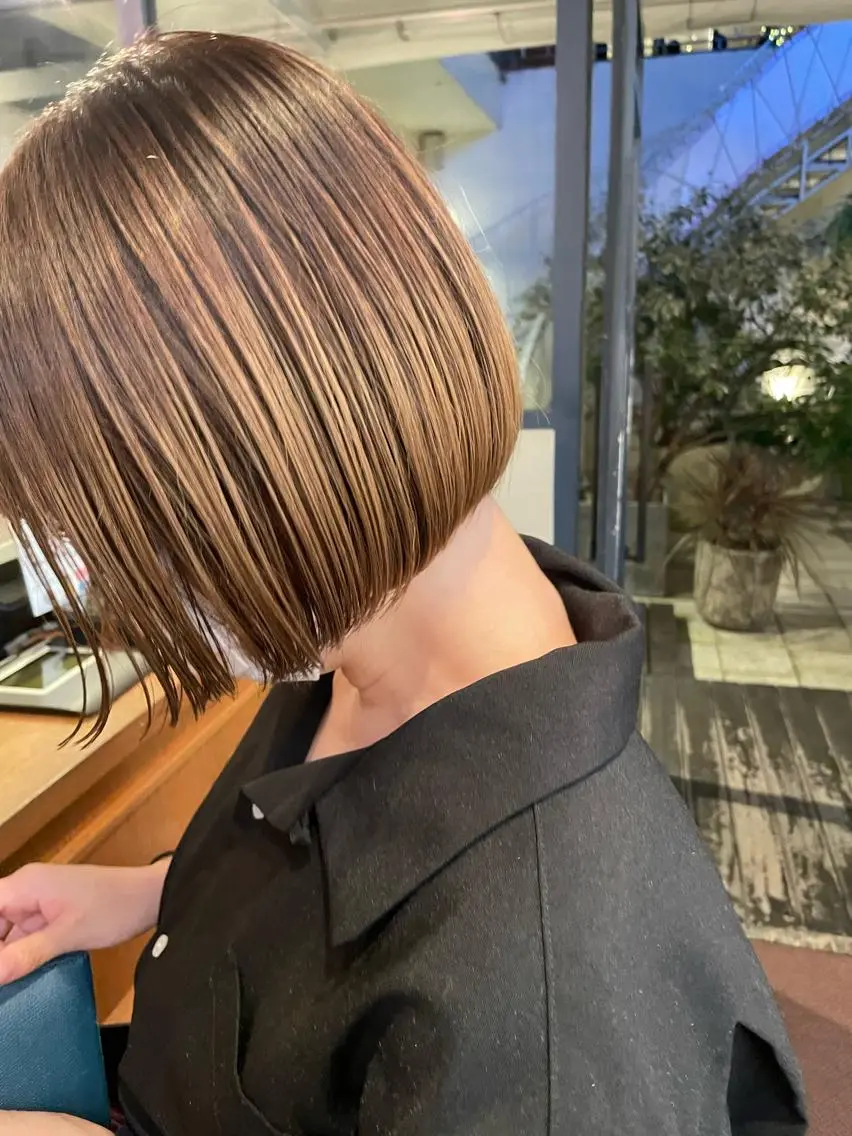 ショート カラー ヘアアレンジ ボブ ショートヘア 抜け感ボブ×パーマ |kazaneのヘアスタイル