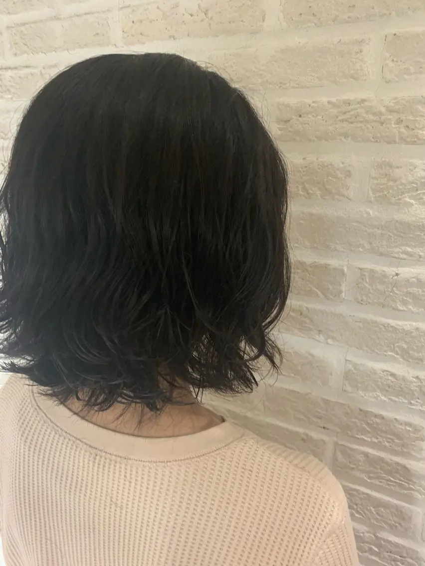 ミディアム パーマ ✄折橋 彩花🐶🍑のヘアスタイル