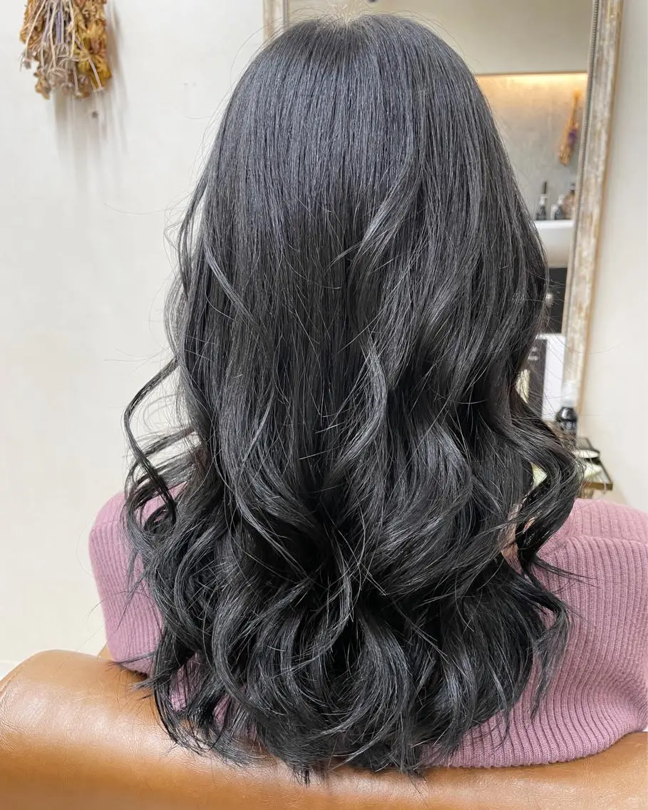 セミロング カラー ハイライトカラー インナーカラー ハイライト 髪質改善 韓国風ヘア TOWA 野村 コウダイのヘアスタイル