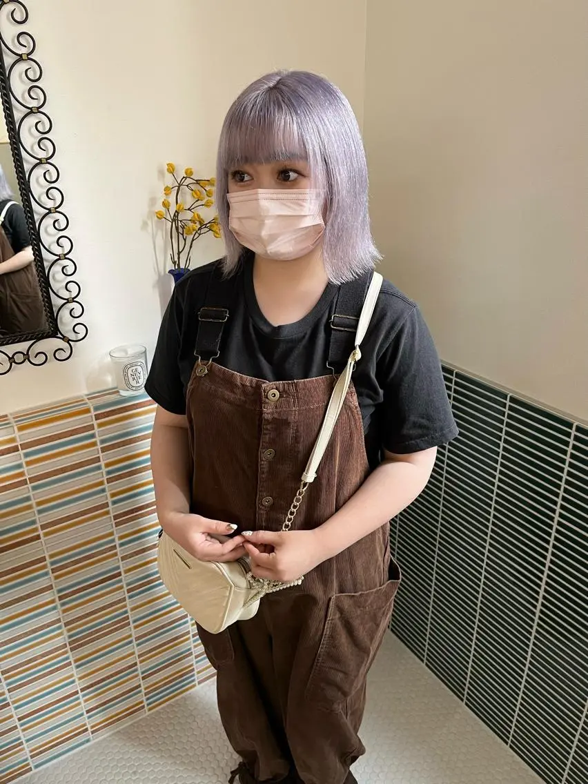 ミディアム カラー ブリーチ ヘアカラー トリートメント 🩷ハイトーン透明感 レイヤー🩷ユリカのヘアスタイル