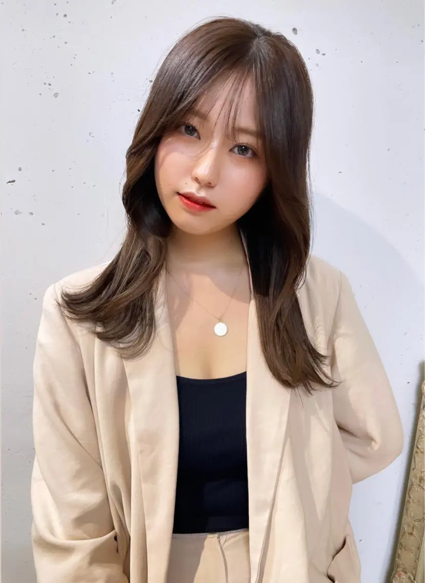 セミロング カラー ヘアアレンジ 髙塚碧🇰🇷 韓国ヘア🎗️のヘアスタイル