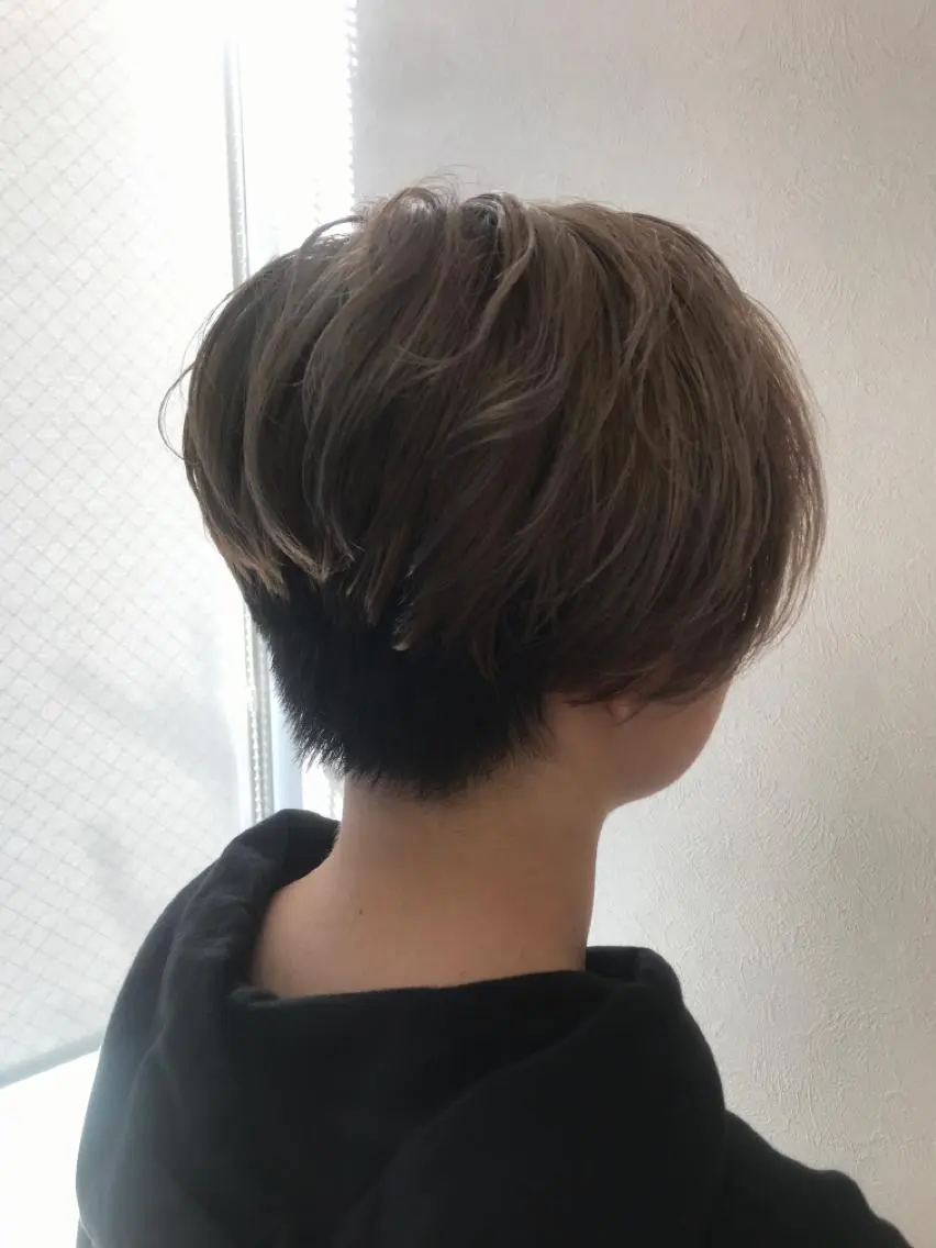 ショート カラー ハンサムショート ショートヘア ヘアカラー 柴田 祐輔のヘアスタイル