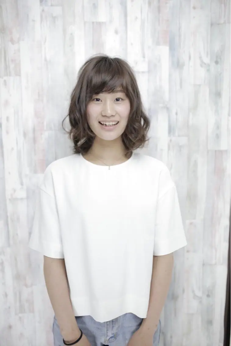 ミディアム KOOKI スティードトーキョーのヘアスタイル