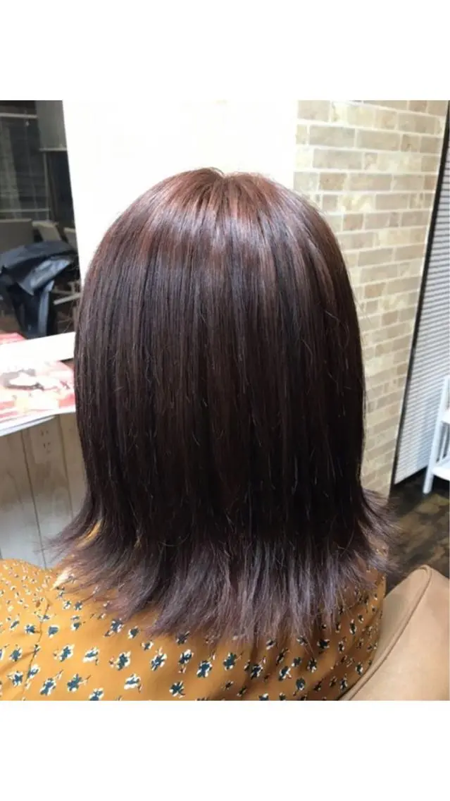 ミディアム ピンクブラウン 大久保 知矢のヘアスタイル