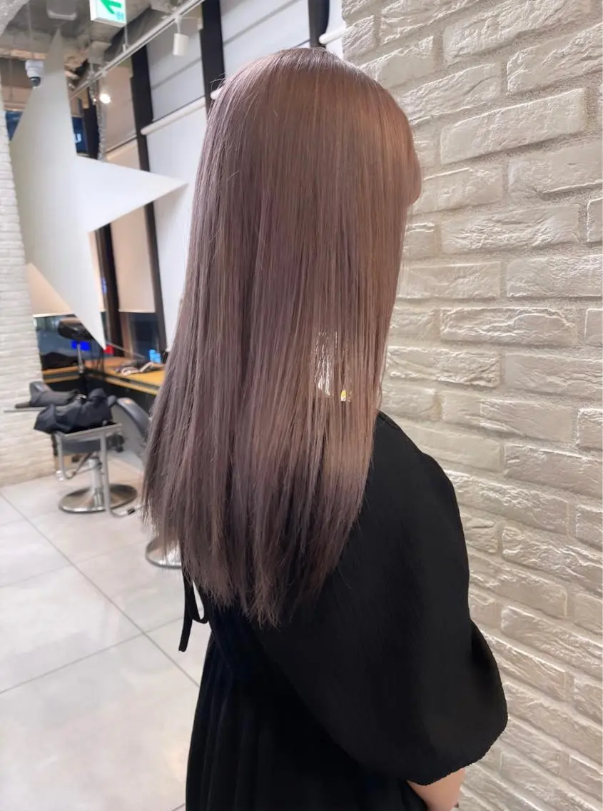 ロング カラー 韓国レイヤー×艶髪 ハイトーンRyukiのヘアスタイル