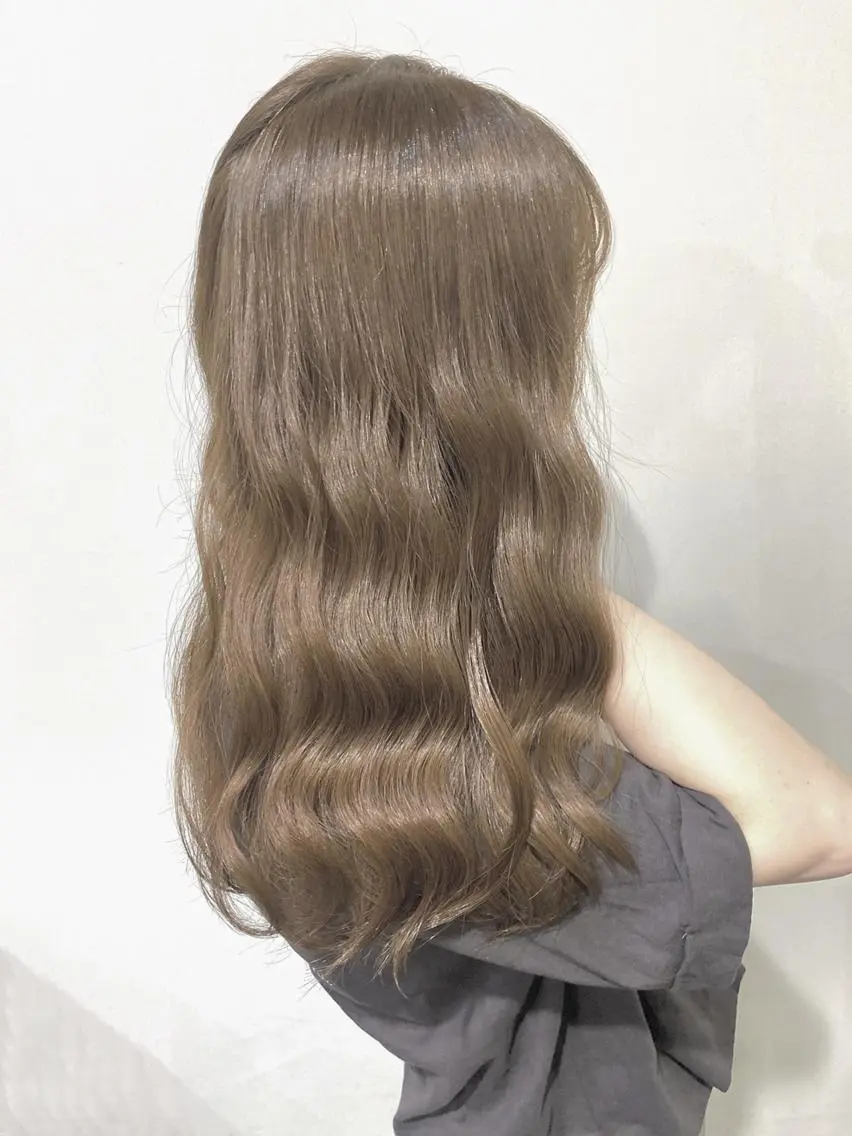 セミロング Hip's eyes meiのヘアスタイル