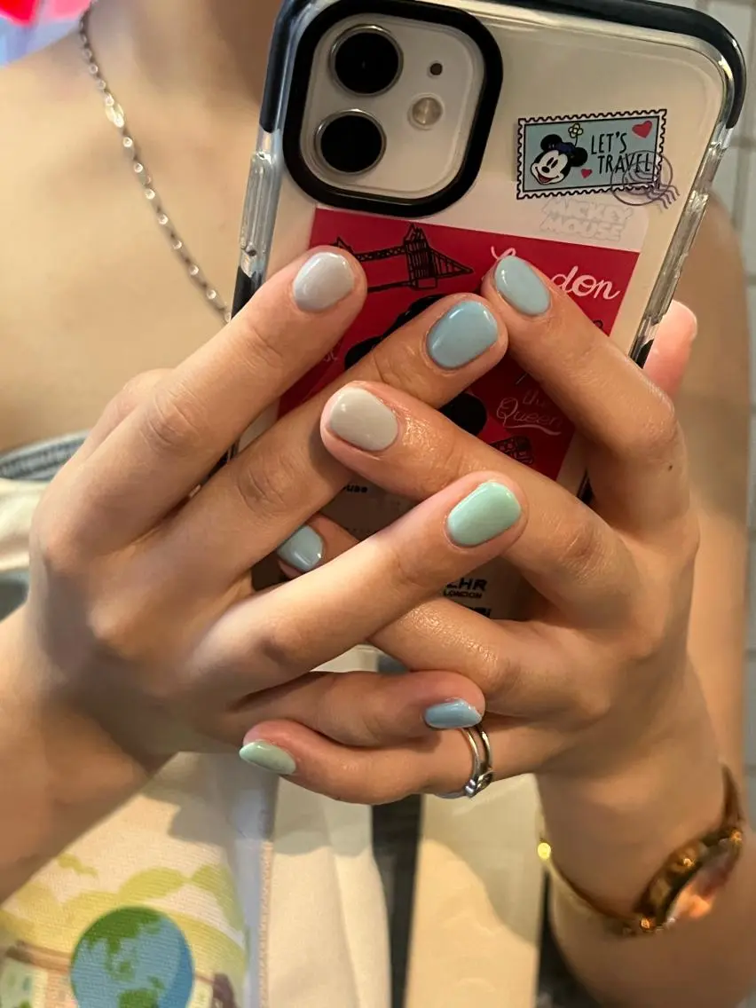 ヘアアレンジ メンズ ネイル アイブロウ 眉カラー ワンカラーネイル ヘアメイクネイリスト hidemi中目黒のヘアスタイル