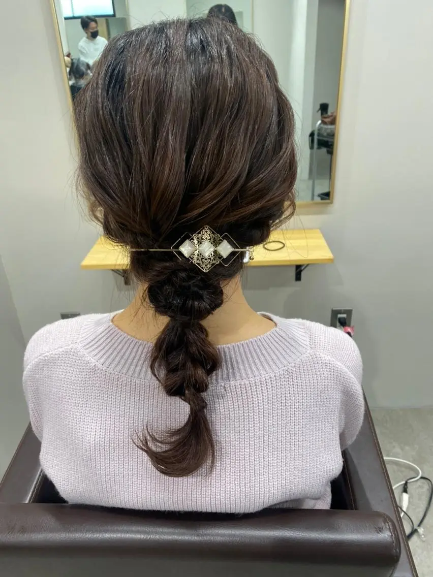 セミロング ヘアアレンジ 🫧【公式】 Lig.横浜🫧のヘアスタイル