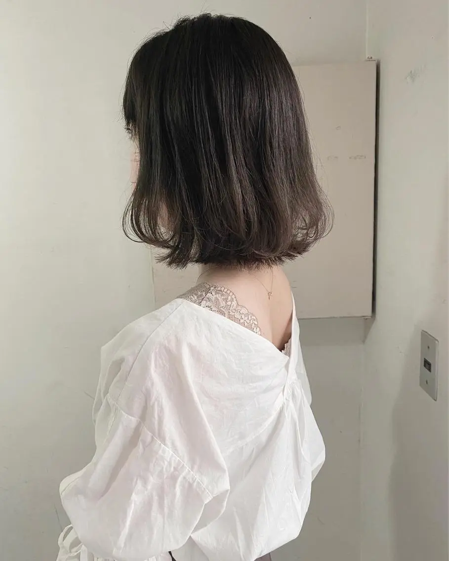 ショート カラー ボブレイヤー グレージュ ミント ボブ レイヤーカット レイヤーカット✂️ 横浜No1♡下鳥翔子のヘアスタイル
