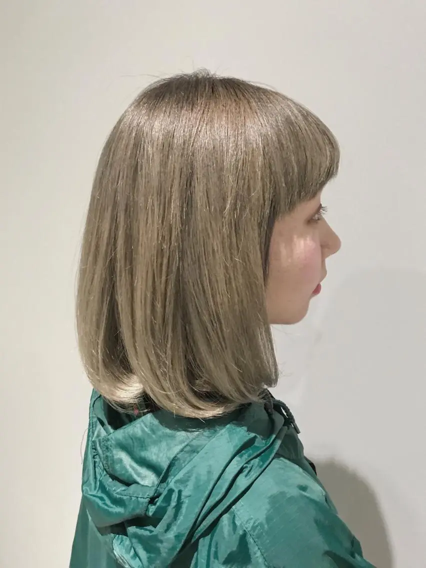 ミディアム カラー グレージュ ミルクティーグレージュ Maeda マエダのヘアスタイル