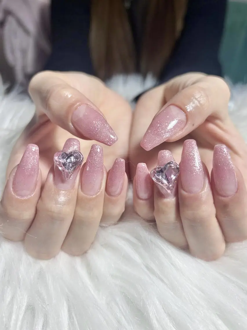 ネイル グラデーション ハート ラメ(グリッター) ラメグラデーション ハンドネイル nail salon Libertyのネイルデザイン