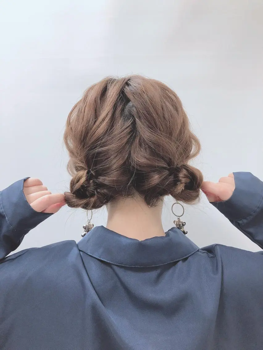 ヘアアレンジ ヘアセット 透明感カラー 山中のヘアスタイル