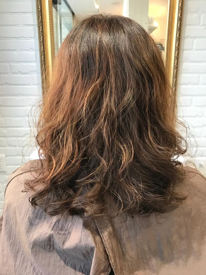 ミディアム パーマ ミディアムパーマ Renatus店長 金子裕美のヘアスタイル