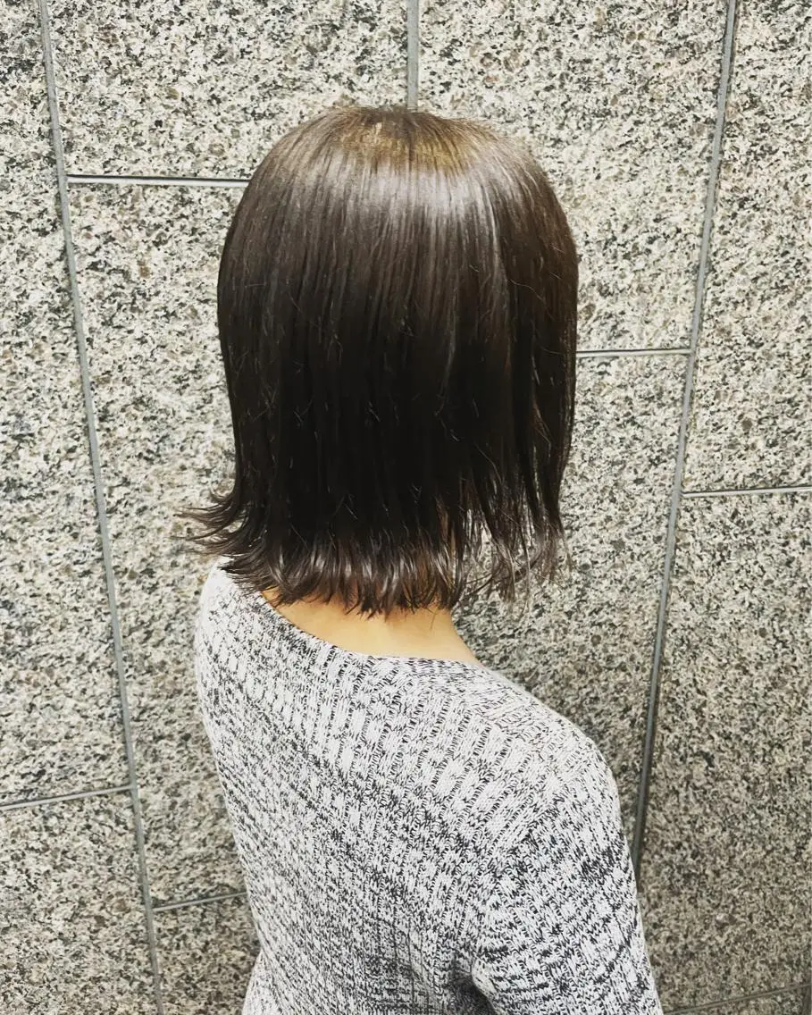 ミディアム 切りっぱなしボブ ボブ 黒岩 明日美のヘアスタイル