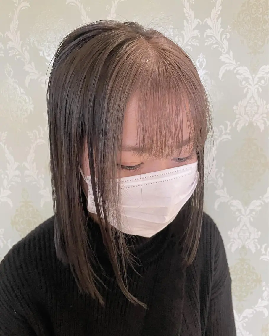 ミディアム ミストバング EARTH中島 秋桜久のヘアスタイル