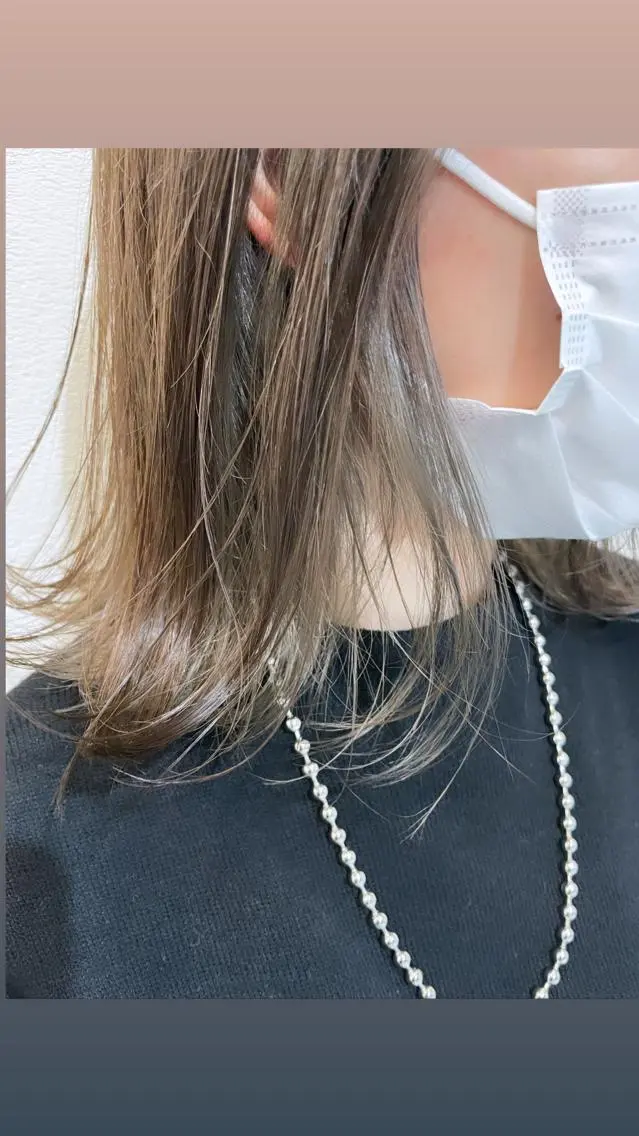 ミディアム カラー レイヤー べージュ 白石研太のヘアスタイル