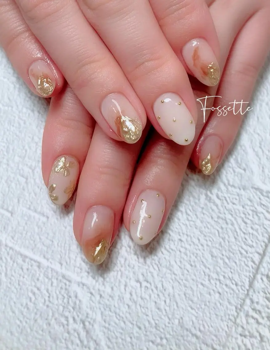 ネイル ドット フラワーネイル ミラーネイル ニュアンスネイル 春ネイル ハンドネイル nailsalon Fossetteのネイルデザイン