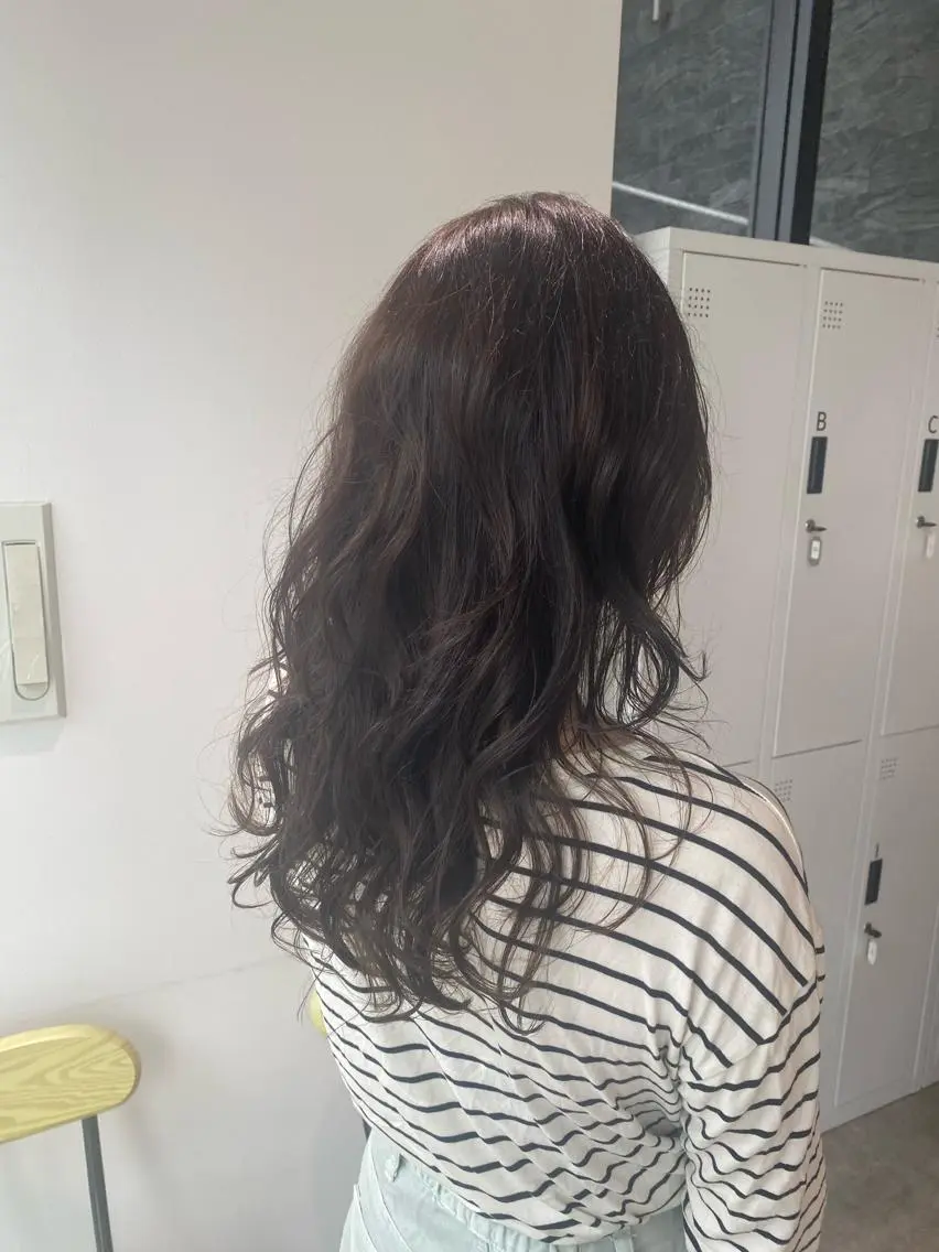 ロング カラー グレージュ くせ毛 レイヤーカット カット ヘアカラー トリートメント オスズ 🎀´-のヘアスタイル