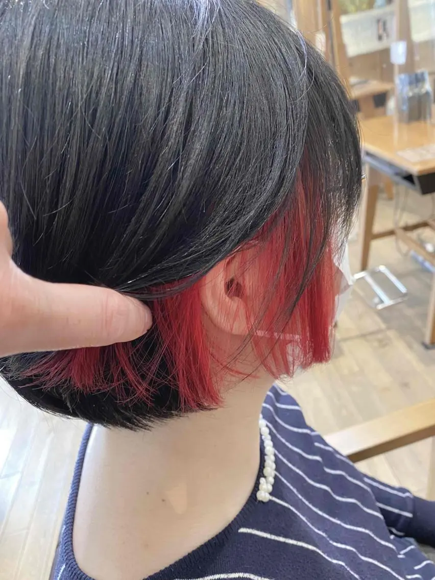 ミディアム カラー ブリーチ デザインカラー イヤリングカラー ハイライトカラー インナーカラー 前田 裕介のヘアスタイル