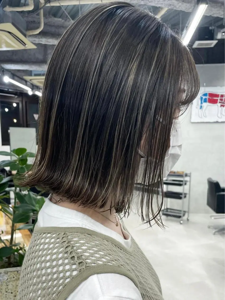 ミディアム カラー ハイライトカラー ハイライト 🧸艶々韓国ヘア 🧁mizunaのヘアスタイル